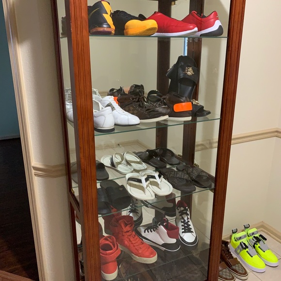 Meet your Posher, Kevin - Picture 3 of 3